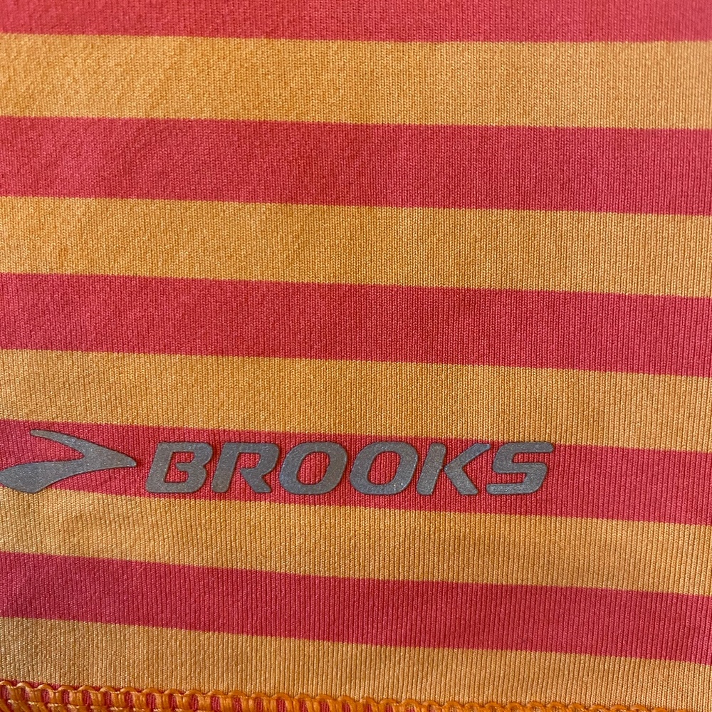 Brooks Running Tank - Picture 3 of 4